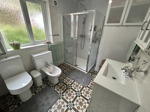 Photo 17- click for photo gallery